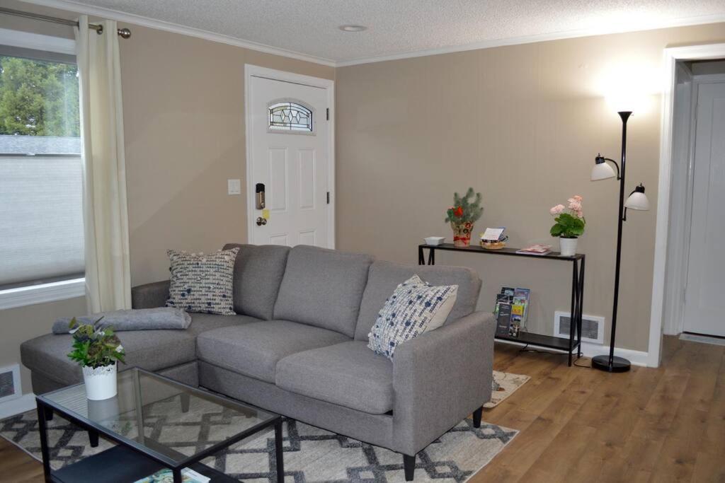 Cozy Crown Hill Carkeek Cottage W/3 Beds, Full Kitchen & Backyard In North Seattle Bagian luar foto